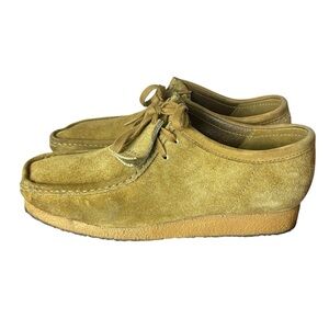 Clarks Wallabees Boots in tan Suede